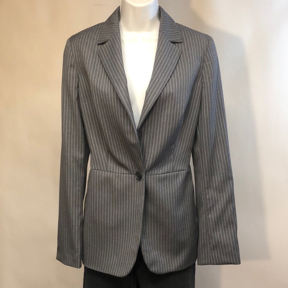 Women’s Adrienne Vittadini Classico Gray Stripe Blazer Size 8 - Picture 1 of 9